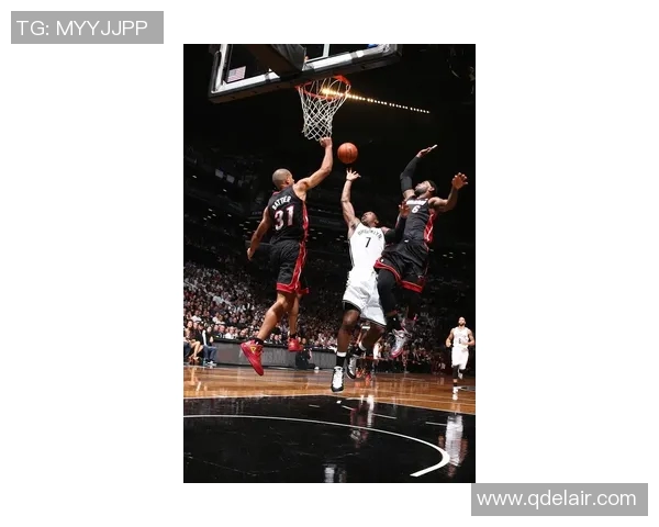 2012年NBA季后赛热火对阵篮网的精彩对决回顾与分析