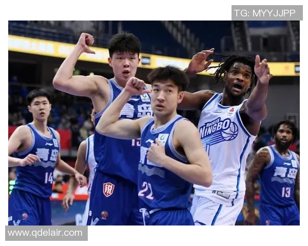 2017年CBA季后赛辽宁队与山东队激战回顾与精彩瞬间分析